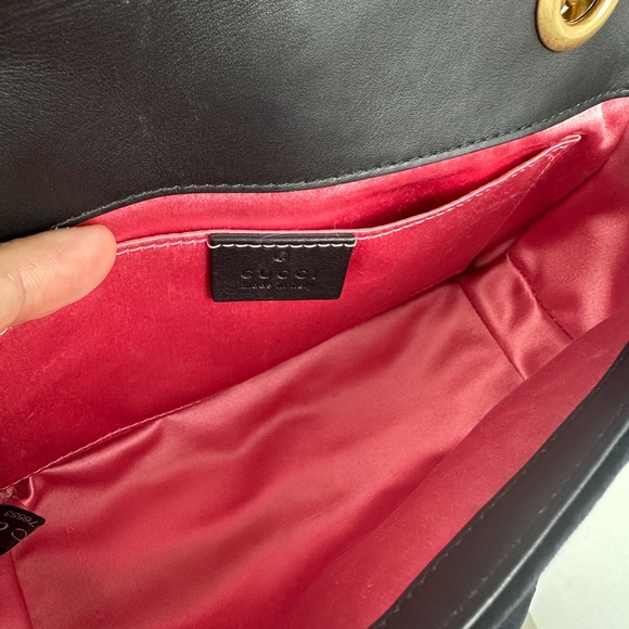GUCCI GG Marmont velvet small bag Black - Picture 9 of 17